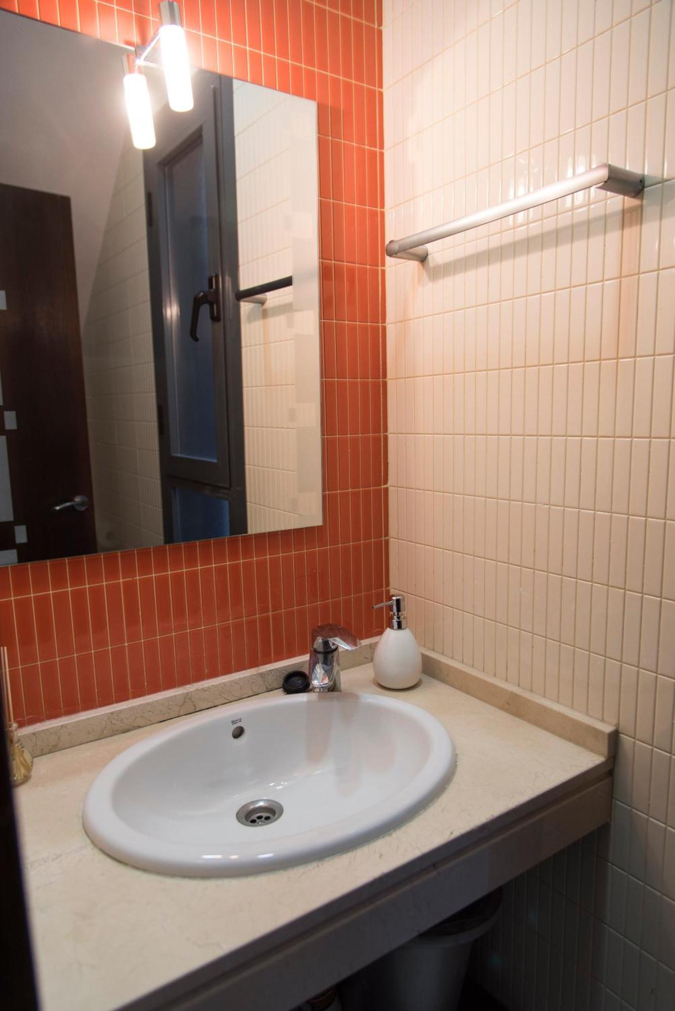 Nightinsevilla Teodosio Free Parking Екстериор снимка